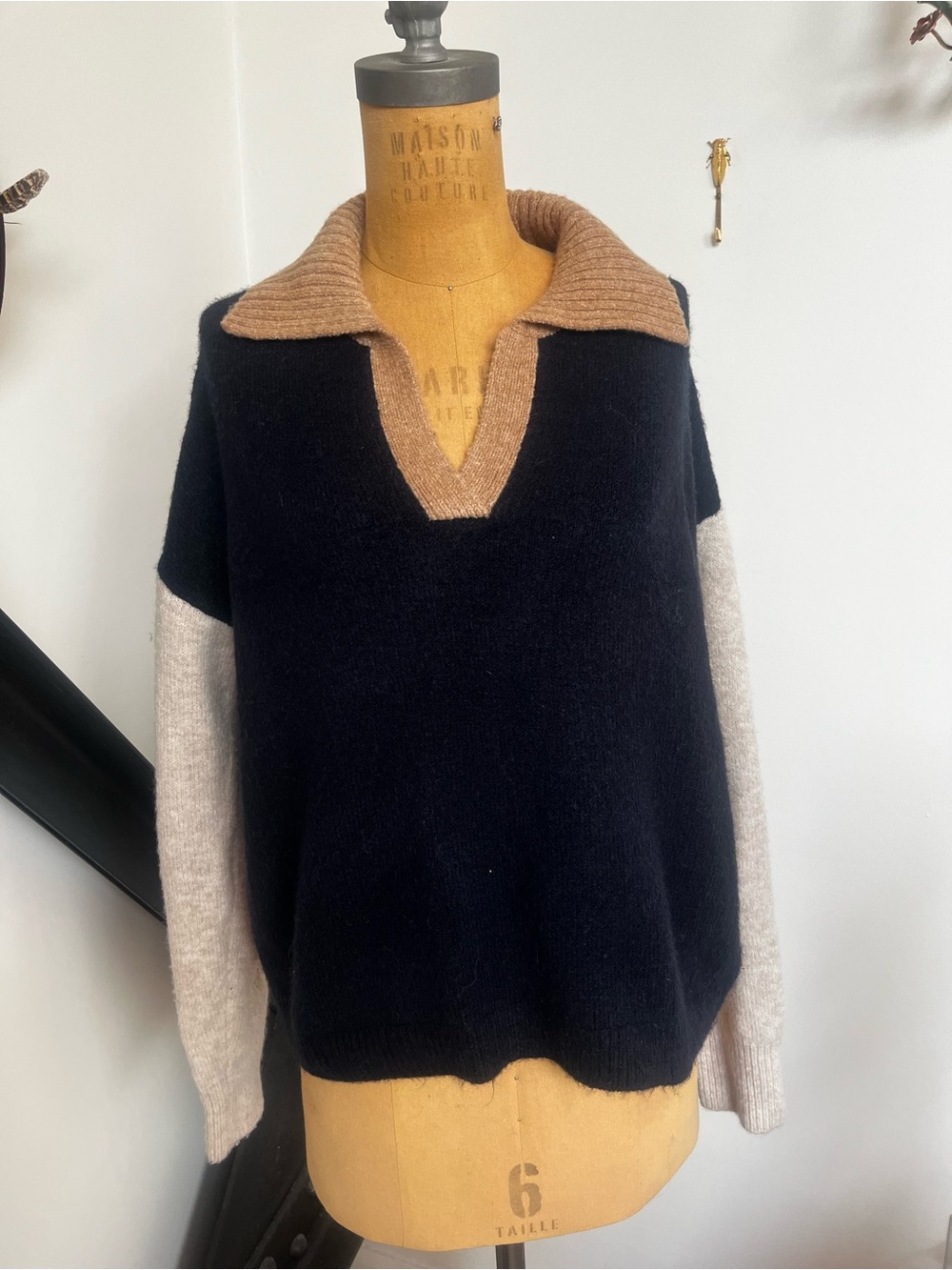 Line colour block sweater
